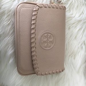 Tory Burch crossbody. Marion mini